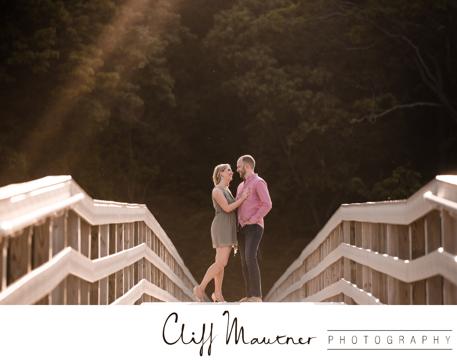 couple over the bridge